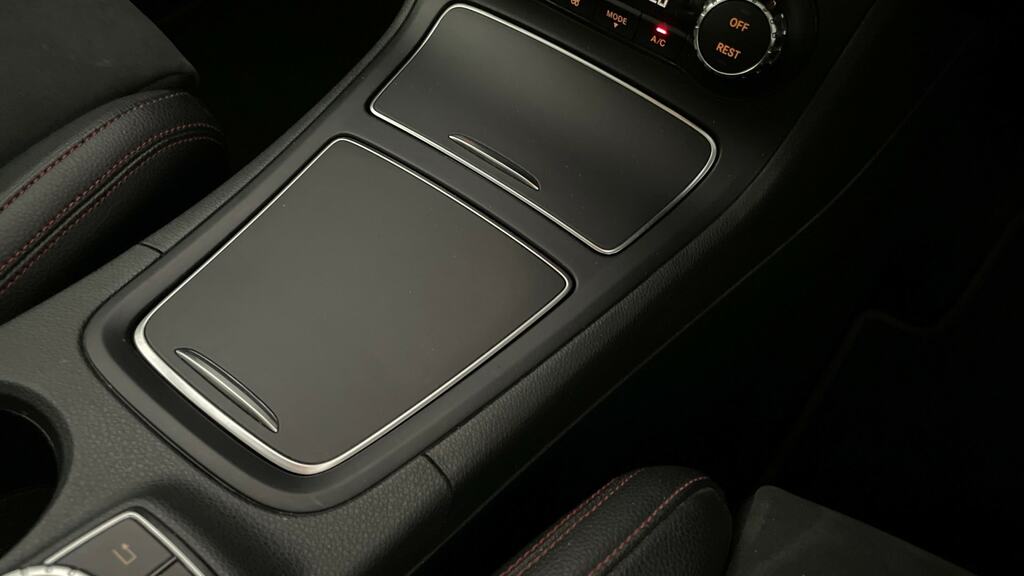 Mercedes-Benz B Class B180d Sport White #14