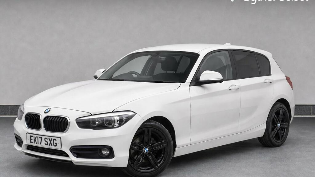 BMW 1 Series 118D Sport Navservotronic Step White #2