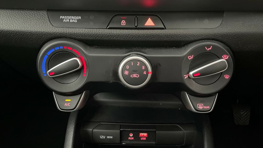Kia Stonic 1.0T Gdi 3 118 Red #16