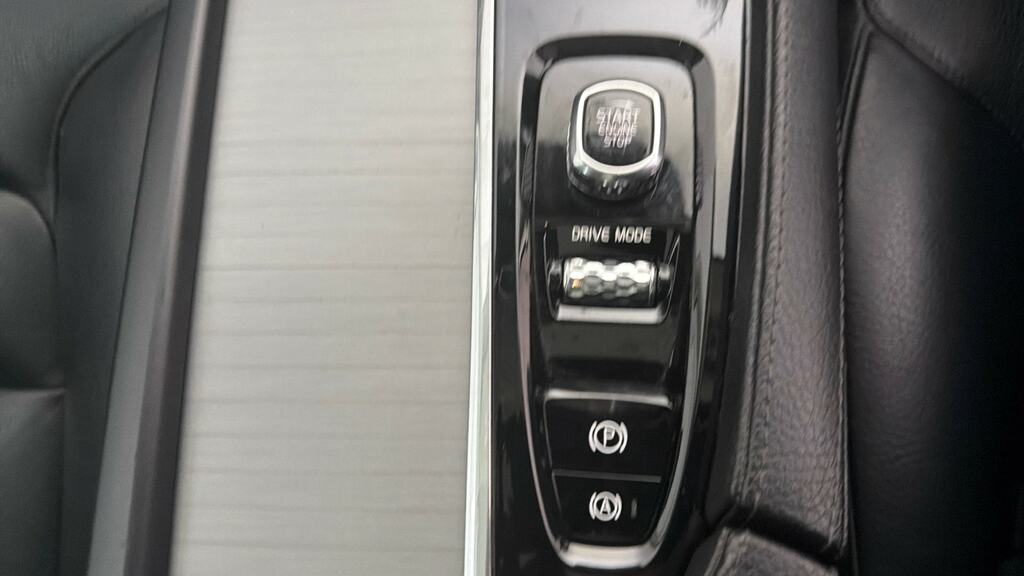 Volvo XC90 2.0 D5 Powerpulse Momentum Awd Geartronic Black #19