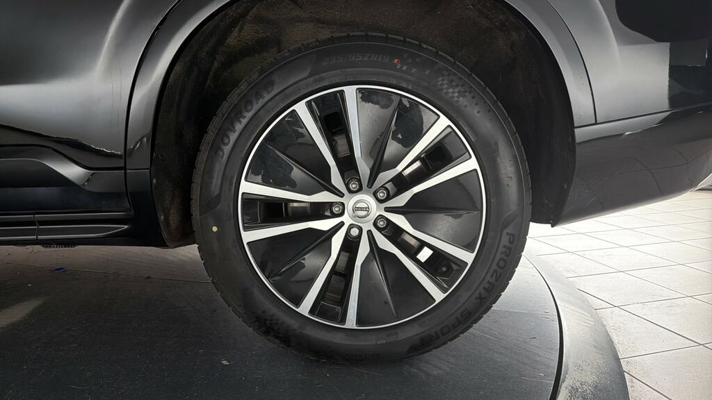 Volvo XC90 2.0 D5 Powerpulse Momentum Awd Geartronic Black #25
