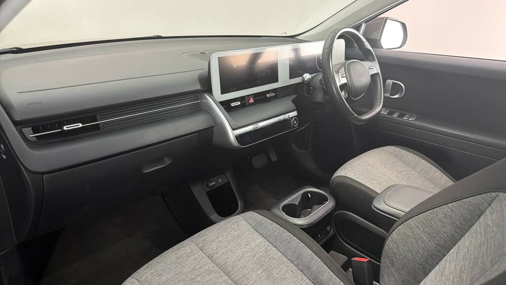 Hyundai Ioniq 5 Hatchback Black #11