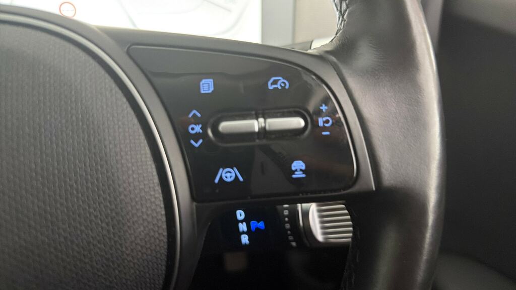 Hyundai Ioniq 5 Hatchback Black #17