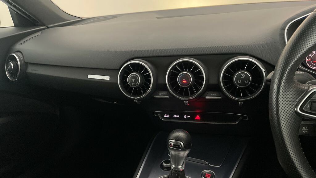 Audi TT 2.0 Tfsi 40 Black Edition Coupe S Troni Blue #7