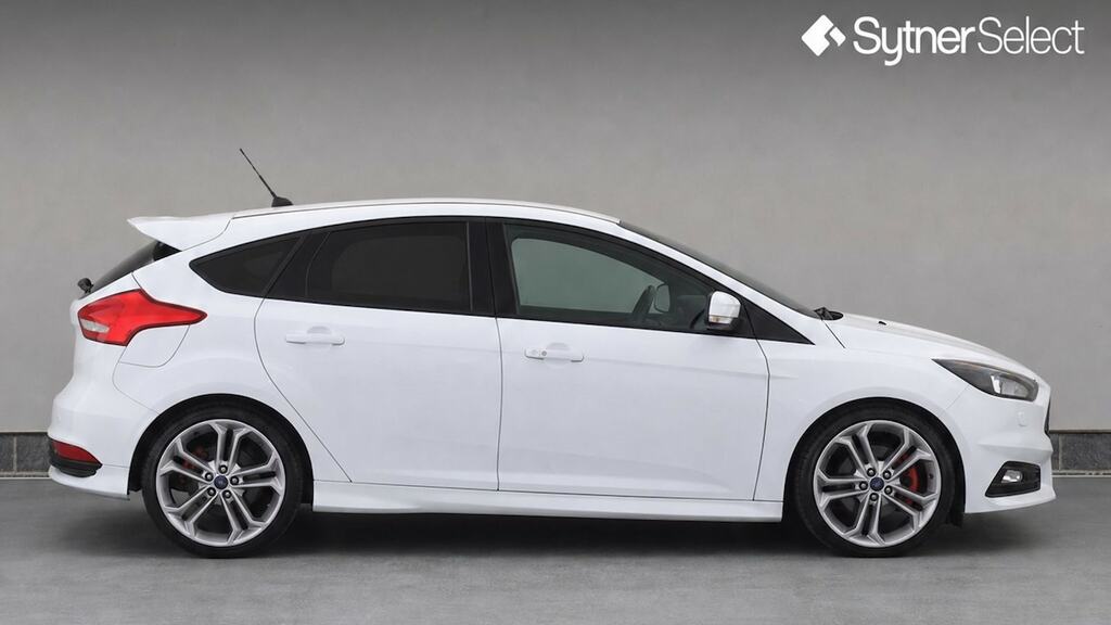 Ford Focus Estate 1.5 Tdci Zetec 2016 Black #8