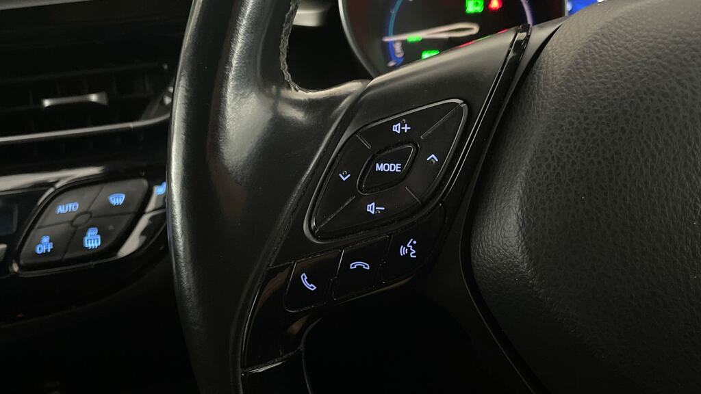 Toyota C-Hr Design Blue #17