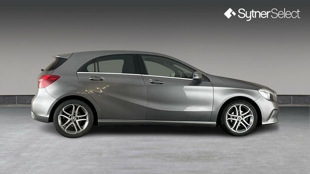 Mercedes-Benz A Class A 180 D Sport Black #3