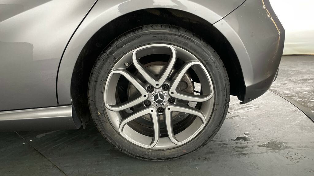 Mercedes-Benz A Class A 180 D Sport Black #25