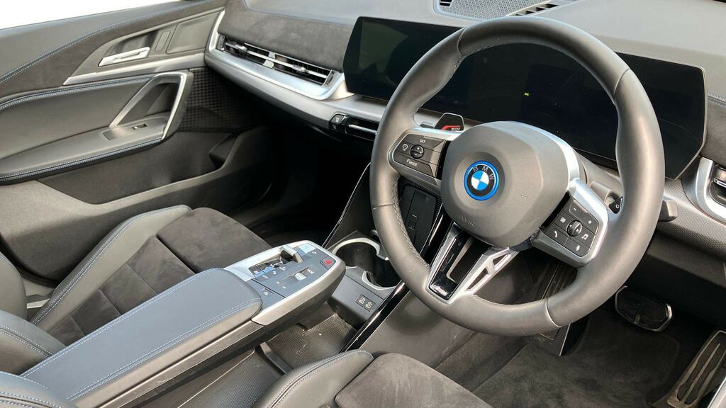 BMW iX2 230Kw Xdrive30 M Sport 65Kwh Black #6