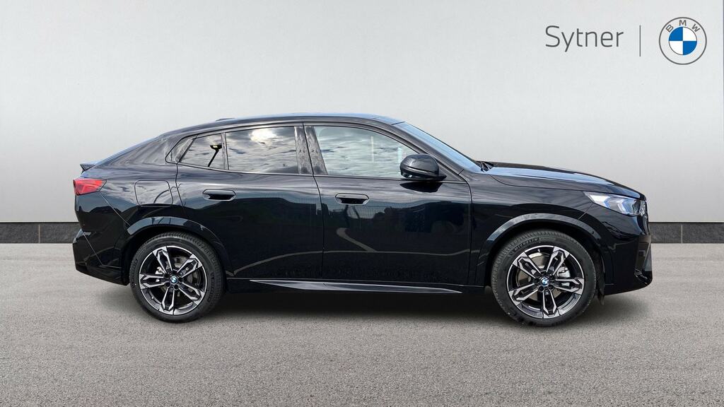 BMW iX2 230Kw Xdrive30 M Sport 65Kwh Black #3