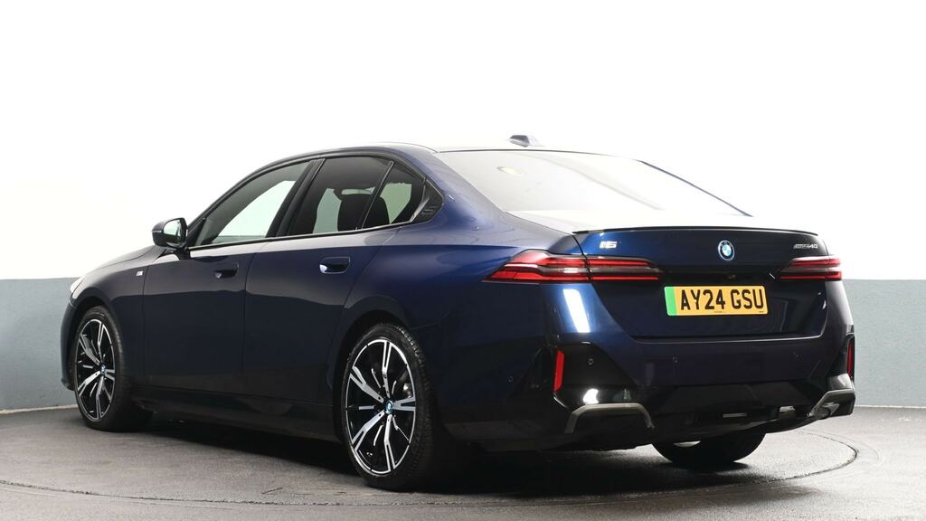 BMW i5 250Kw Edrive40 M Sport Pro 84Kwh Blue #2