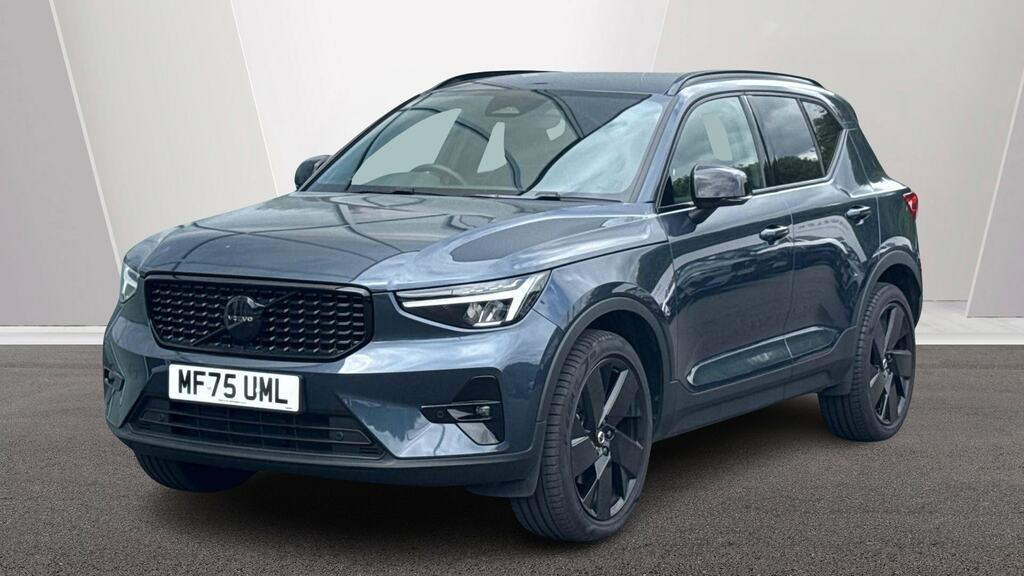 Volvo XC40 2.0 B3p Plus Black Edition Blue #6