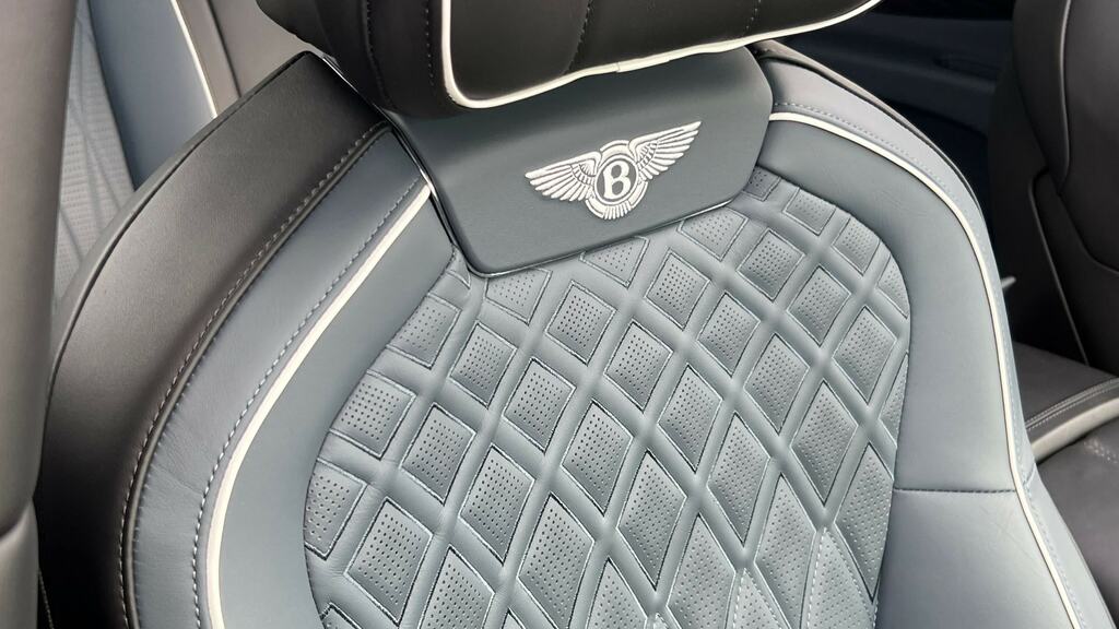 Bentley Flying Spur 4.0 V8 Mulliner Citytouring 4 Seat Purple #21