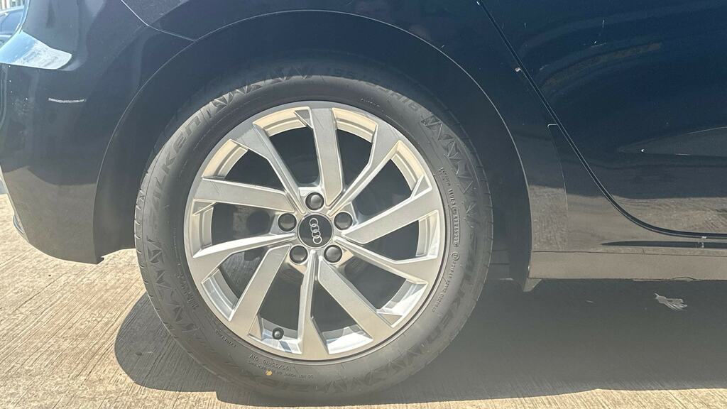 Audi A1 35 Tfsi Sport S Tronic Black #5