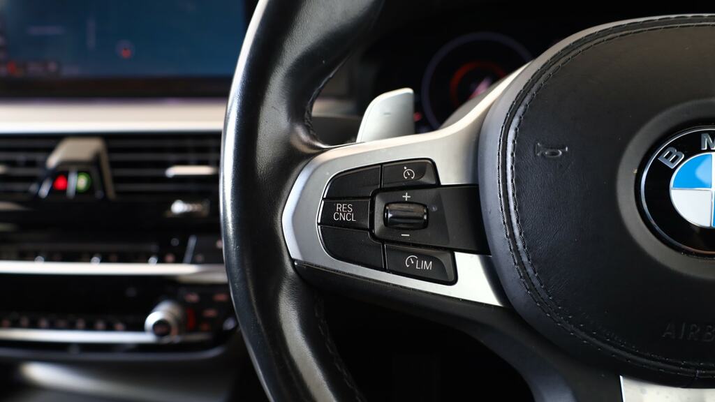 BMW 5 Series 520D M Sport White #16