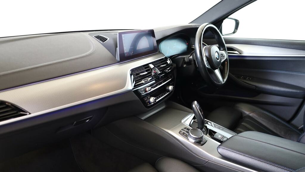 BMW 5 Series 520D M Sport White #7