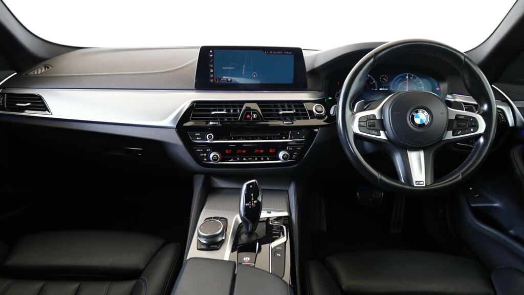 BMW 5 Series 530E M Sport White #4