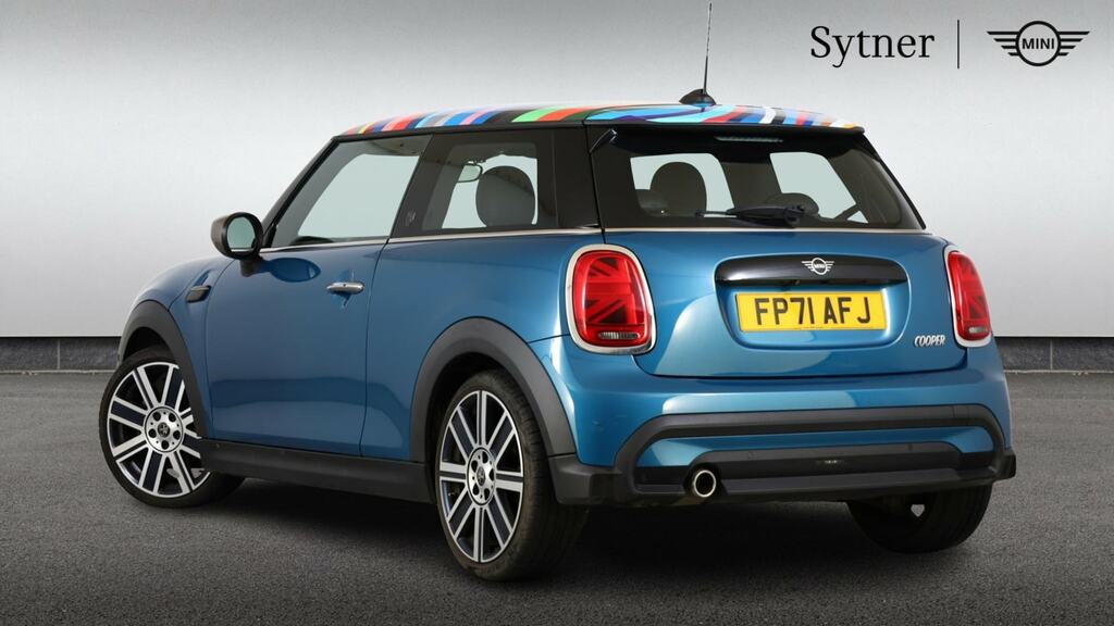Mini Hatch 1.5 Cooper Exclusive Comfortnav Pack Blue #2