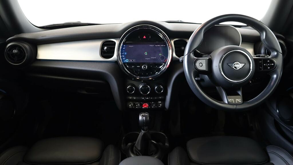 Mini Hatch 1.5 Cooper Exclusive Comfortnav Pack Blue #4