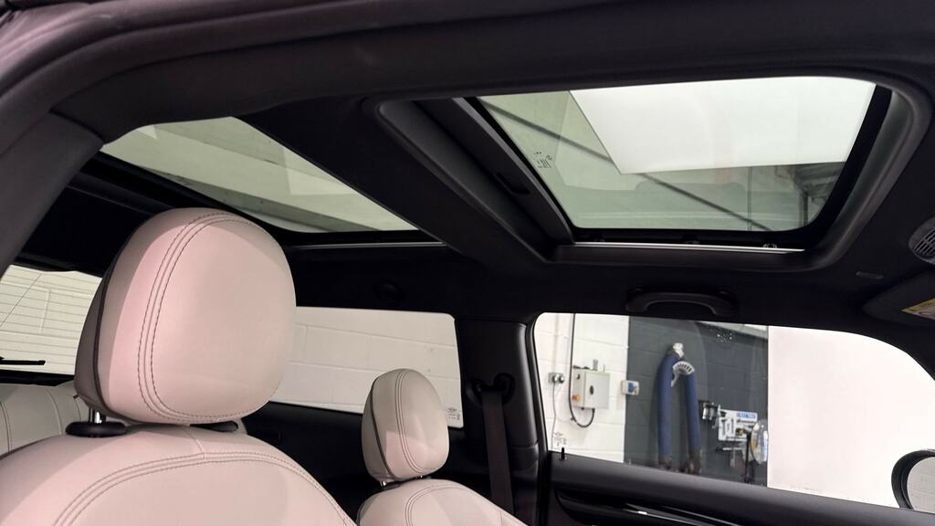 Mini Electric 135Kw Cooper S Level 3 33Kwh Black #21