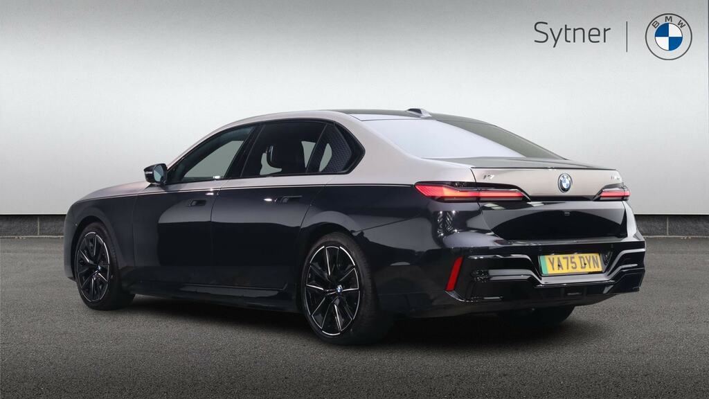 BMW i7 485Kw M70 Xdrive 105.7Kwh Ultimate Pack Black #2