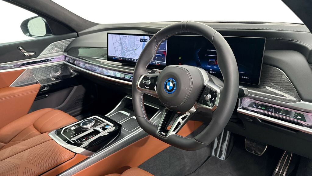 BMW i7 485Kw M70 Xdrive 105.7Kwh Ultimate Pack Black #6