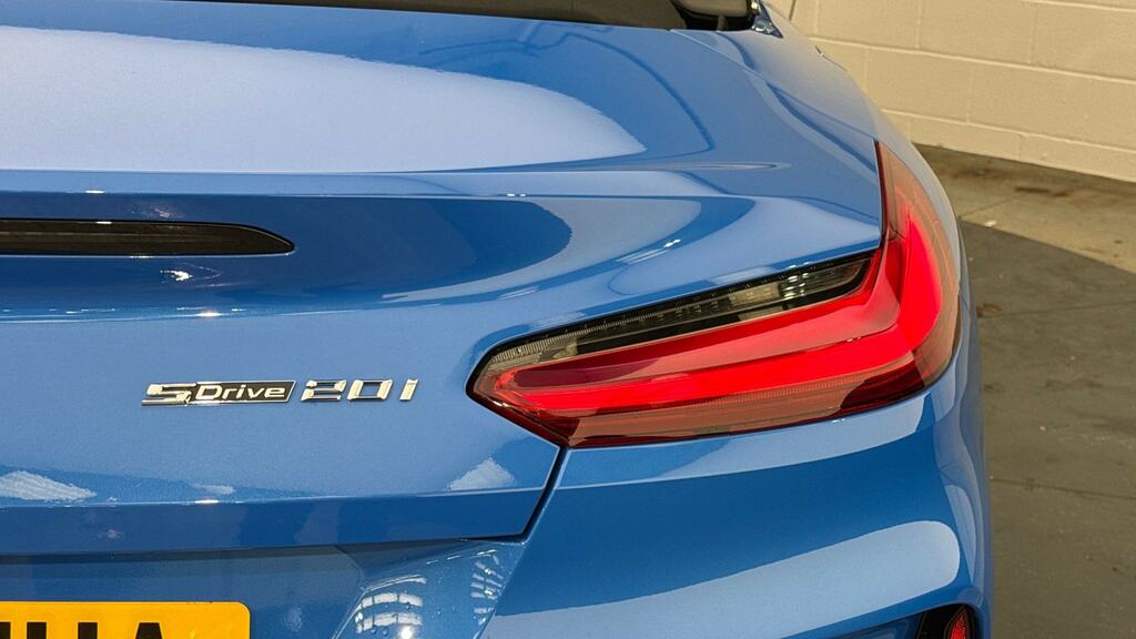 BMW Z4 Sdrive 20I M Sport Pro Pack Blue #24