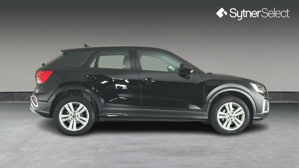 Audi Q2 35 Tfsi Sport S Tronic Cs Black #3
