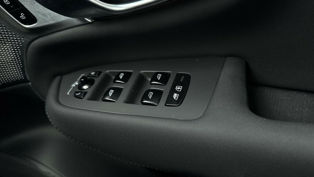 Volvo XC90 2.0 T8 Phev Plus Dark Awd Geartronic  #25