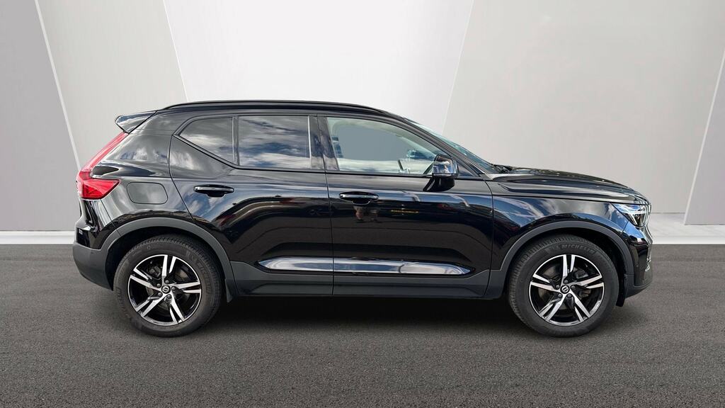 Volvo XC40 2.0 B3p Plus Dark Black #3