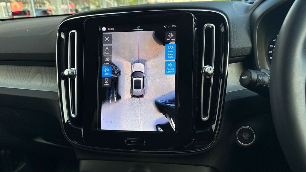 Volvo XC40 Plus, B3 Mild Hybrid, Dark Black #29