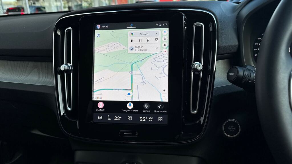 Volvo XC40 Plus, B3 Mild Hybrid, Dark Black #28