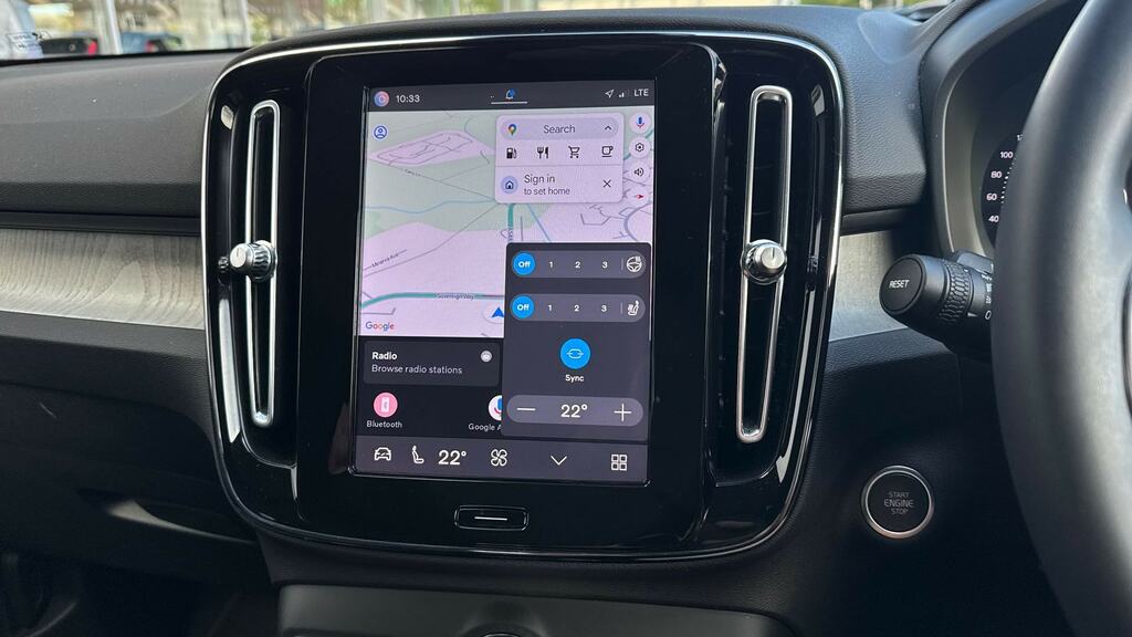 Volvo XC40 Plus, B3 Mild Hybrid, Dark Black #33