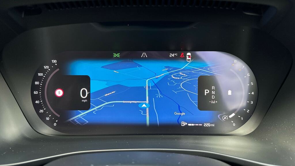 Volvo XC40 Plus, B3 Mild Hybrid, Dark Black #11