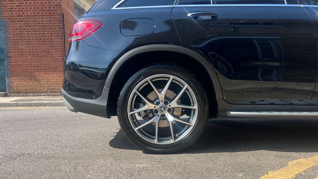 Mercedes-Benz GLC Class Glc 300 4Matic Amg Line Premium Plus 9G-tronic Black #5