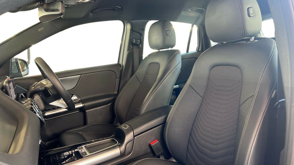 Mercedes-Benz GLA Class 1.3 Gla200h Mhev Amg Line Executive Suv Petr Grey #11