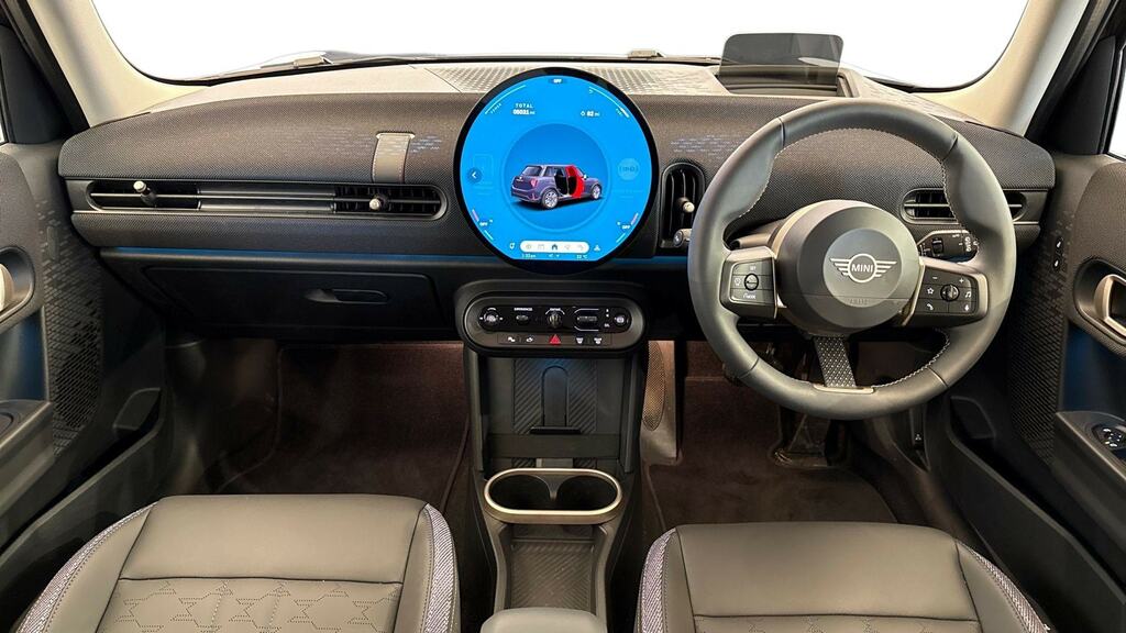 Mini Hatch 1.5 C Classic Level 1 Black #4