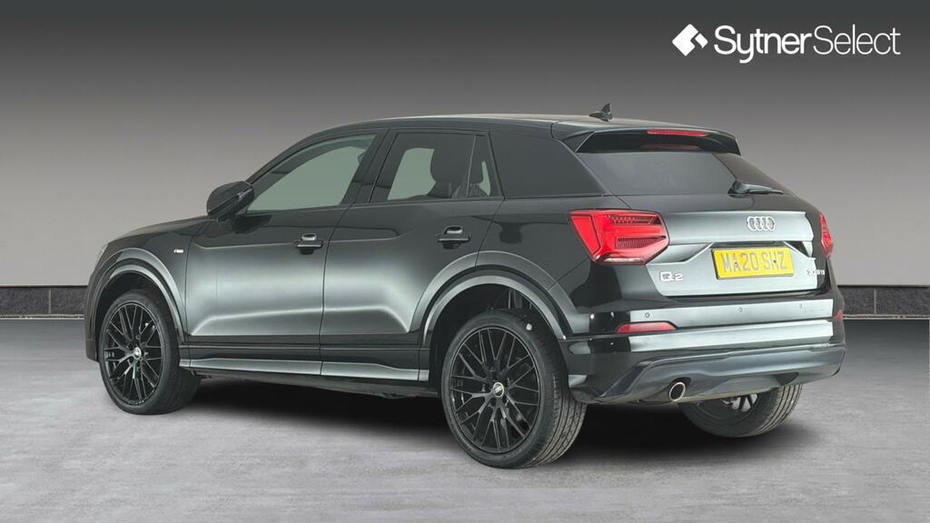 Audi Q2 30 Tfsi Black Edition Black #2
