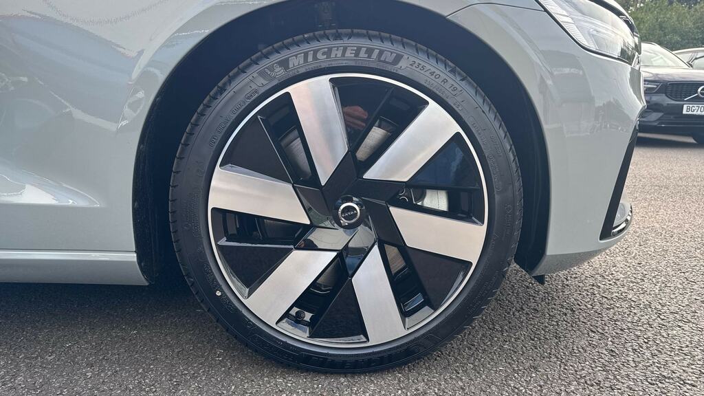 Volvo V60 Plus, B4 Mild Hybrid, Dark Blue #16