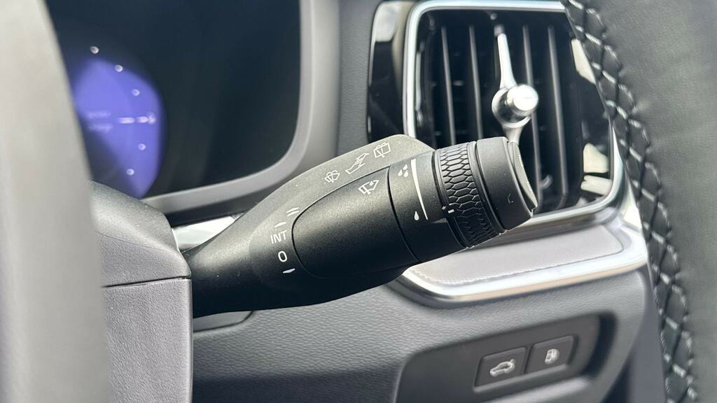 Volvo V60 Plus, B4 Mild Hybrid, Dark Blue #23