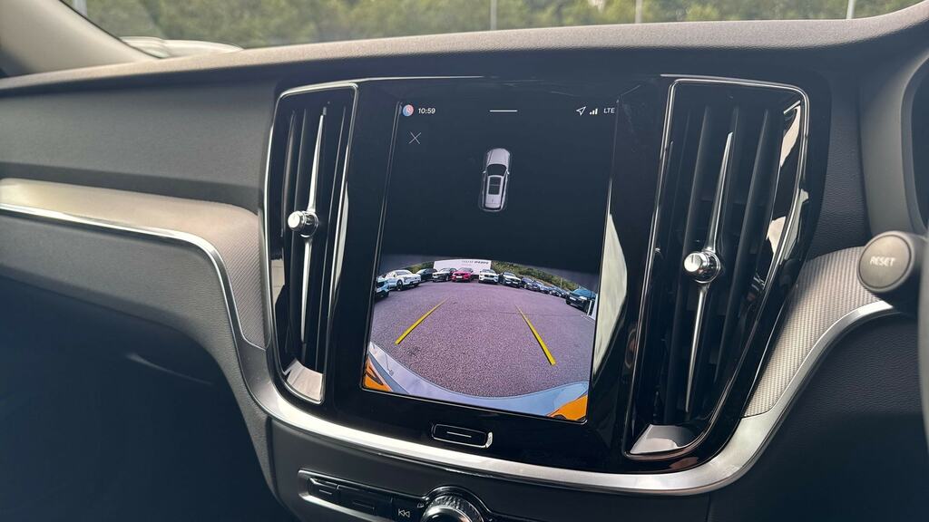 Volvo V60 Plus, B4 Mild Hybrid, Dark Blue #29