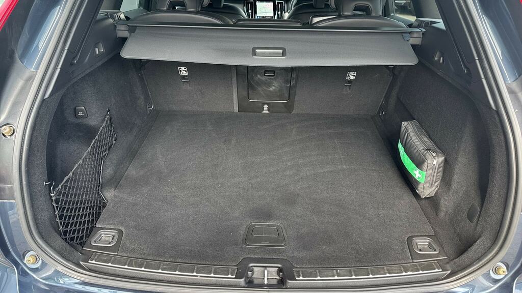 Volvo XC60 2.0 B4d Momentum Awd Geartronic Grey #17