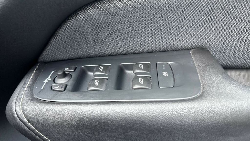 Volvo XC60 2.0 B4d Momentum Awd Geartronic Grey #25