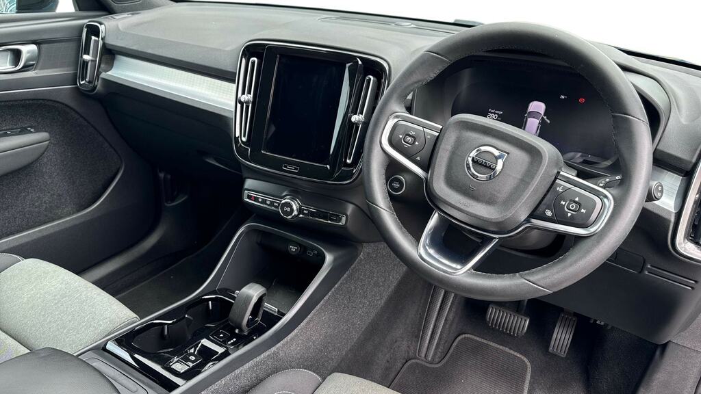 Volvo XC40 2.0 B3p Plus Dark Blue #5
