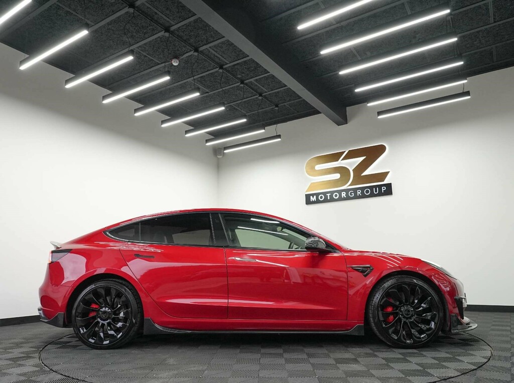 Tesla Model 3 Dual Motor Long Range Saloon 4 White #21