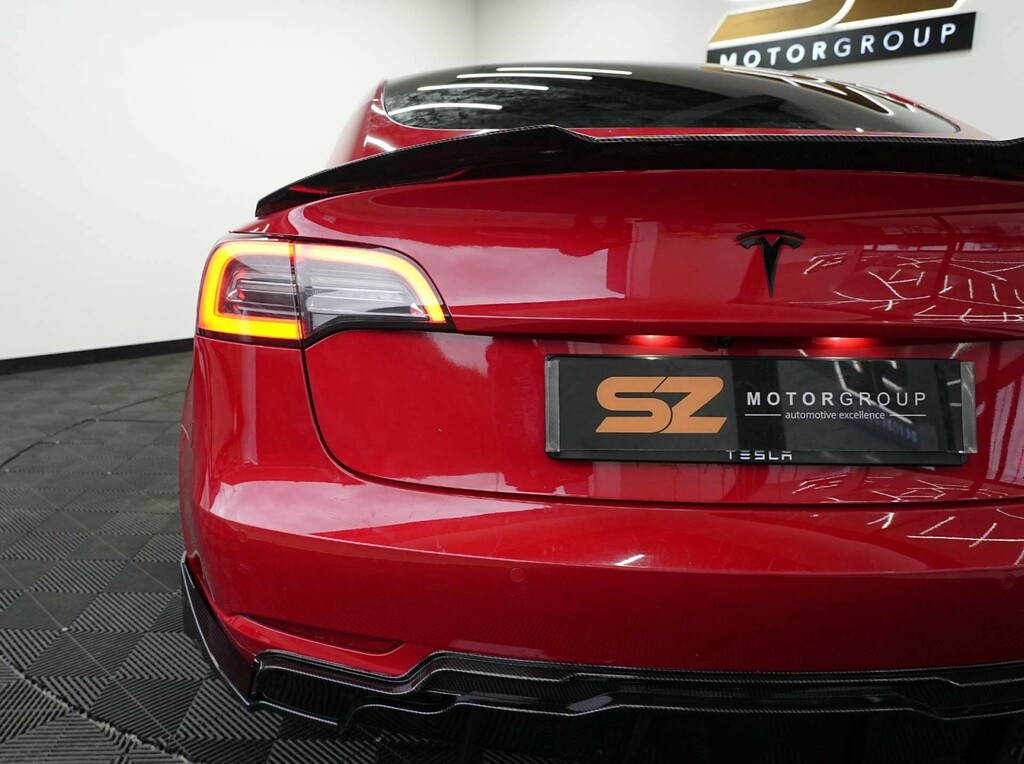Tesla Model 3 Dual Motor Long Range Saloon 4 White #58