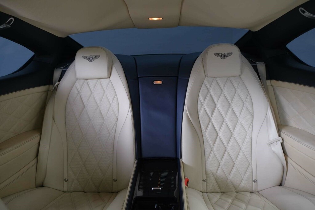 Bentley Continental Gt Bentley Continental 6.0 Flexfuel Gt 6Spd 4Wd Silver #19