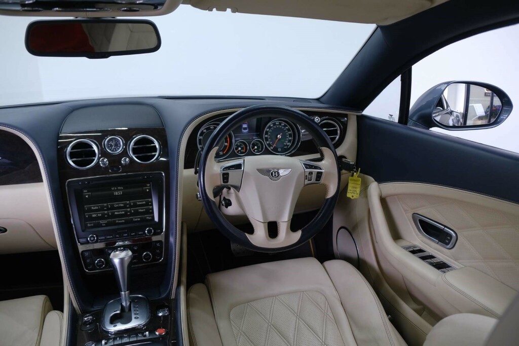 Bentley Continental Gt Bentley Continental 6.0 Flexfuel Gt 6Spd 4Wd Silver #49