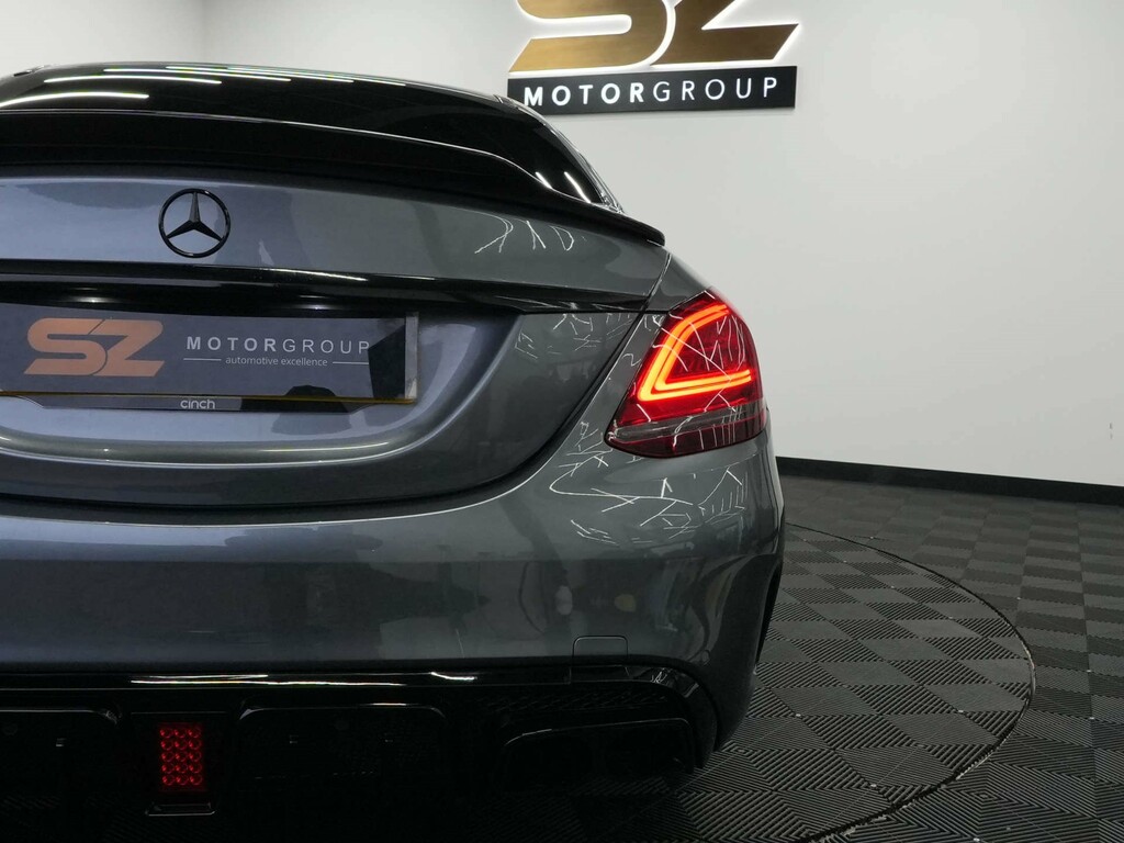 Mercedes-Benz 300 E Amg Line Black #34
