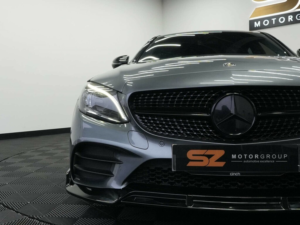 Mercedes-Benz 300 E Amg Line Black #60